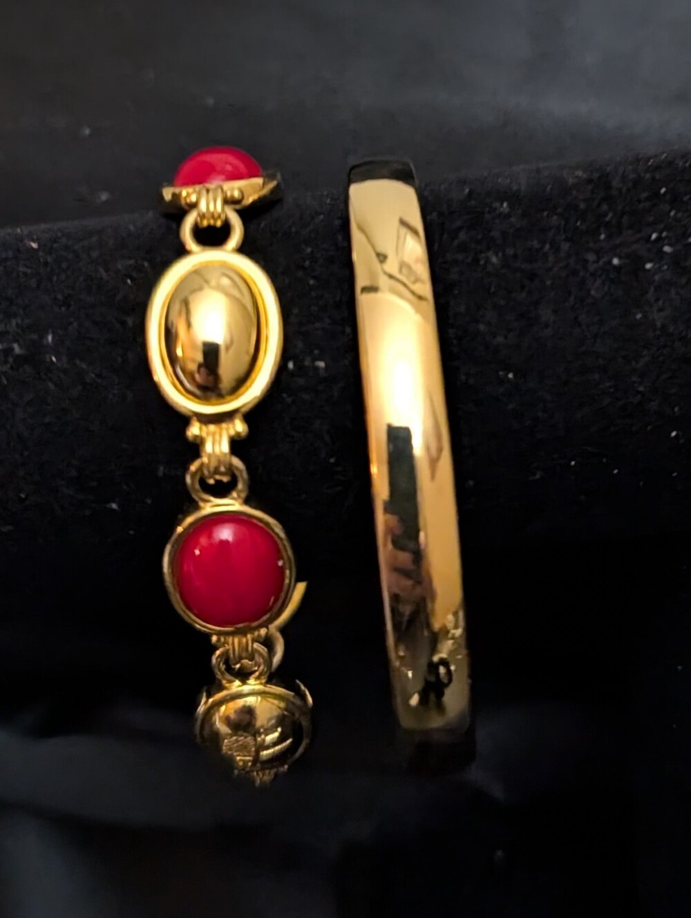 #19. Vintage Liz Clirborne Cabuchon Gold Bracelet & Vintage Gold Bangle